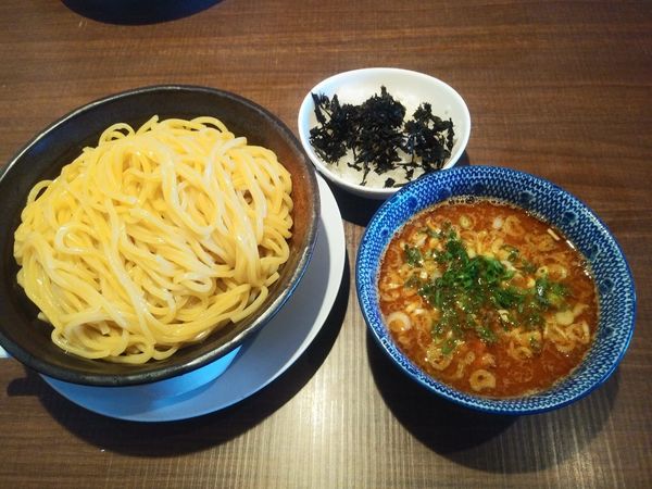 「辛つけ麺大盛　950+120円　岩のりらいす50円」@ら麺のりダーの写真