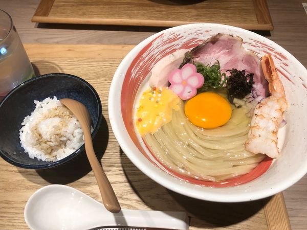 「ETM(えび、たまご、めん)追いメシ付き　大盛り」@えびそば 緋彩の写真