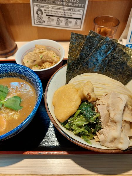 「鶴嶺峰特製つけめん幕内＋ちゃんこ御飯(小)」@らー麺土俵 鶴嶺峰の写真