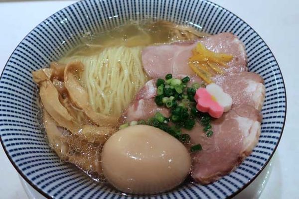 「特製鯛塩らぁ麺　1,210円」@鯛塩そば 灯花 アトレ上野店の写真