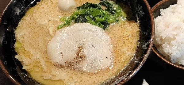 「家系ラーメン」@横浜家系ラーメン 壱角家 高崎店の写真