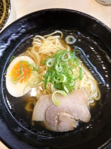 「貝節醤油ラーメン」@はま寿司 鶴見中央店の写真