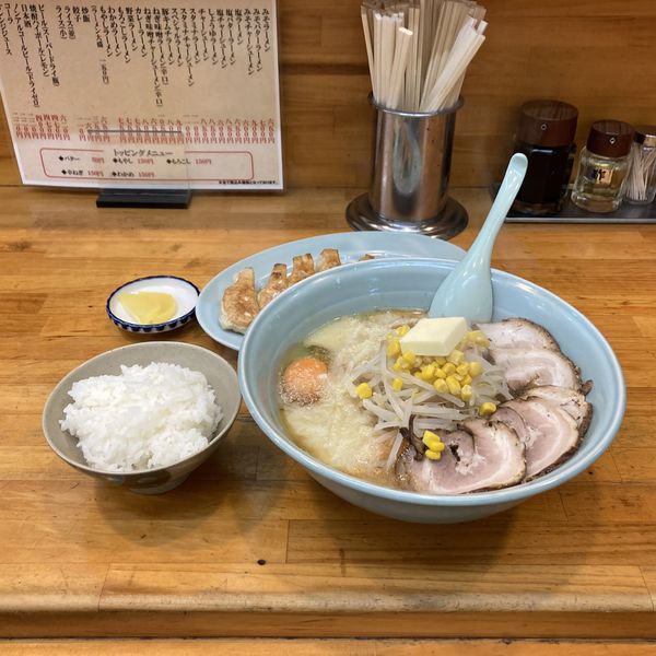「スタミナチャーシューメン」@くるまやラーメン 豊橋店の写真