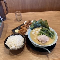 町田商店 蒲郡店の画像