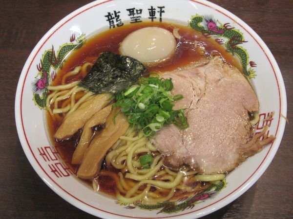 「醤油味玉らーめん（880円）」@永山龍聖軒の写真