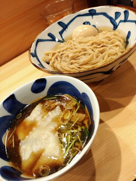 「特製つけ麺・手打ち手揉み麺」@自家製麺 ロビンソンの写真