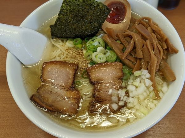 「塩中華そば大味玉」@中華そば ななまるの写真