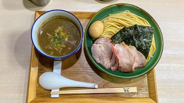 「特製極濃煮干しつけ麺 ¥1,300 大盛り ¥200」@煮干しつけ麺 宮元の写真