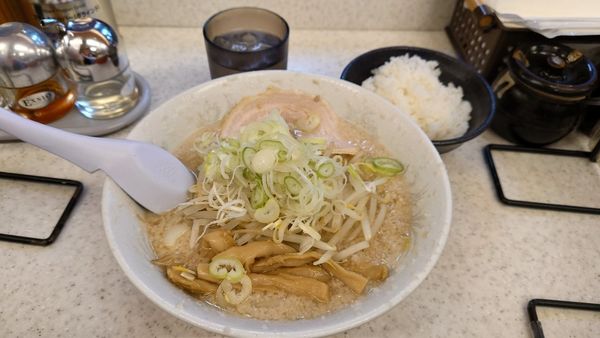 「しょうゆ」@こってりらーめん なりたけ 津田沼店の写真