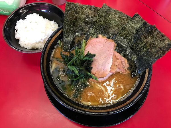 「ラーメン　750円」@柏 王道家の写真