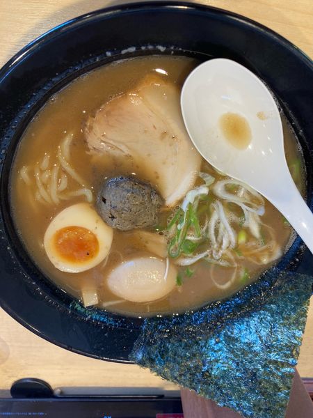 「煮干しそば(味玉)大盛り」@伝丸 新百合ケ丘店の写真