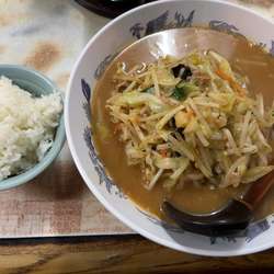 味噌ラーメン720円+ランチサービス小ライス