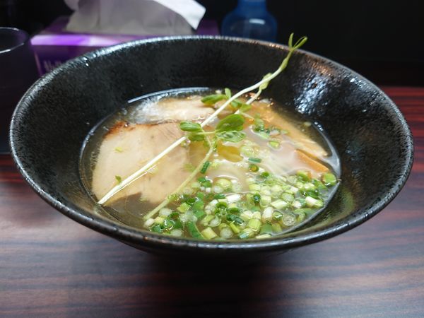 「塩ラーメン¥880」@塩ラーメン専門店 汐〇の写真