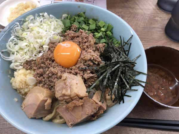 「辛味まぜそば」@ら～めんコジマル 宮野木店の写真