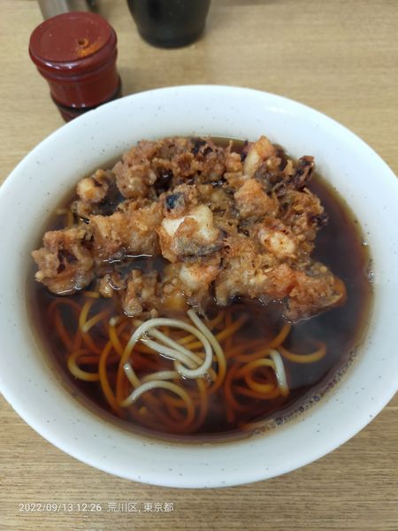 「ジャンボゲソ天そは」@一由そば 日暮里店の写真