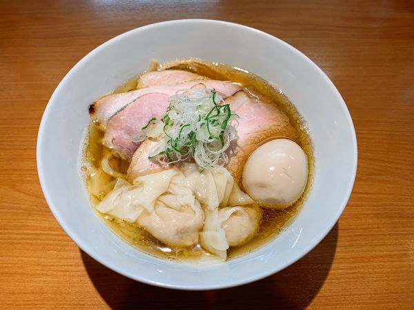 「煮干しらぁめん 特製」@mojamojaの写真