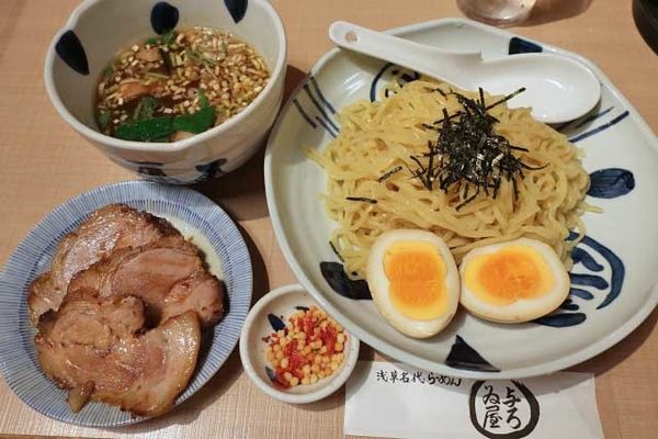 「ちゃーしゅうざるらーめん　1,100円＋縁たま　150円」@与ろゐ屋の写真