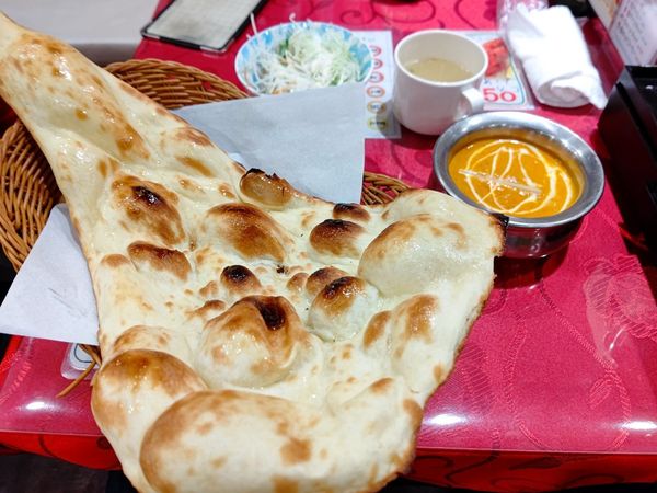 「日替わりセット(ポークカレー・4辛・ナン・サラダバー・スープ」@スターサンジ LABI1高崎店の写真