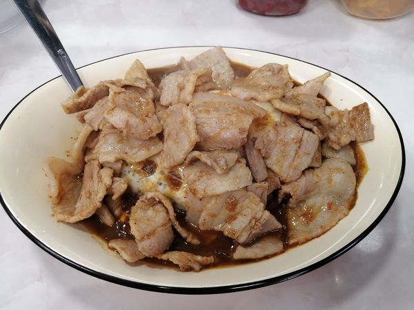 「スタミナカレー　ヤキ　　930円」@スタミナカレーの店 バーグ 弥生町店の写真