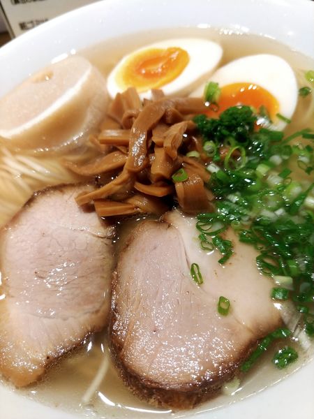 「ラーメン・玉子増し」@函館塩ラーメン 五稜郭の写真