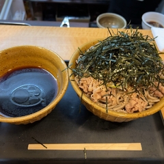 なぜ蕎麦にラー油を入れるのか。 東新宿店の写真