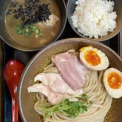 限定　濃厚煮干しつけそば