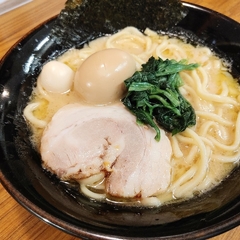 横浜家系ラーメン 壱角家 運河店の画像