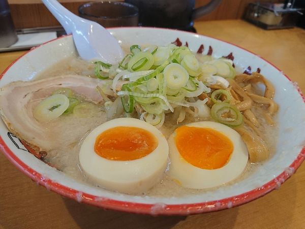 「しょうゆチャーシュー麺」@こってりらーめん なりたけ 幕張店の写真