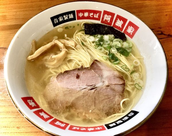 「塩ラーメン(750¥)」@中華そば 阿波家の写真