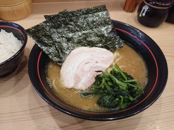「ラーメン」@家系 麺場寺井の写真