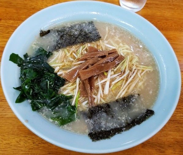 「ネギラーメン ６５０円」@ラーメンショップ 御前山店‎の写真