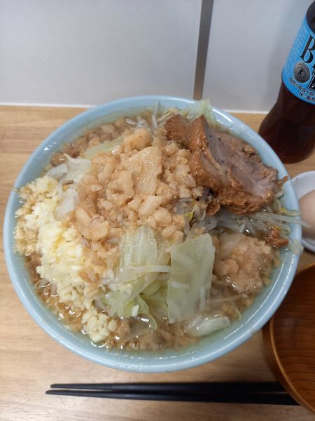 「ラーメン￥900＋生卵￥100」@俺の生きる道 白山店の写真