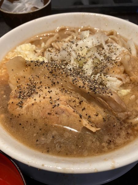 「ミニ（300g）野菜少なめニンニク少なめ」@豚仙人 藤沢店の写真