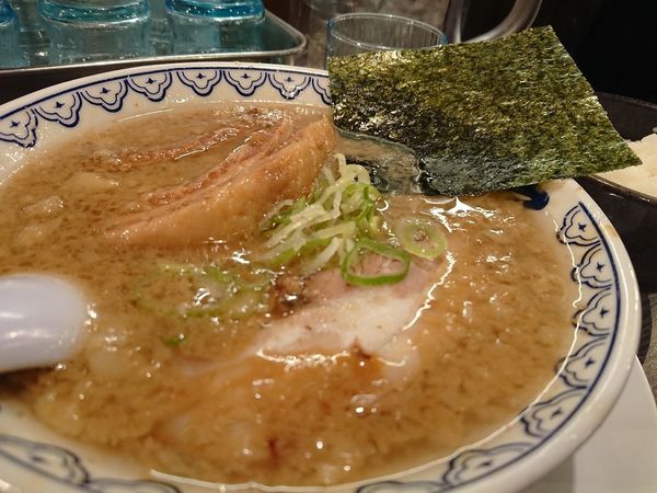 「ばんかららーめん」@東京豚骨拉麺 ばんから 池袋本店の写真