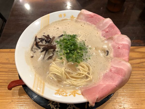 「泡系豚骨チャーシューメン」@博多一幸舎 総本店の写真