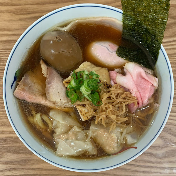 「特製醤油らーめん」@らーめん亭 ひなり竜王の写真