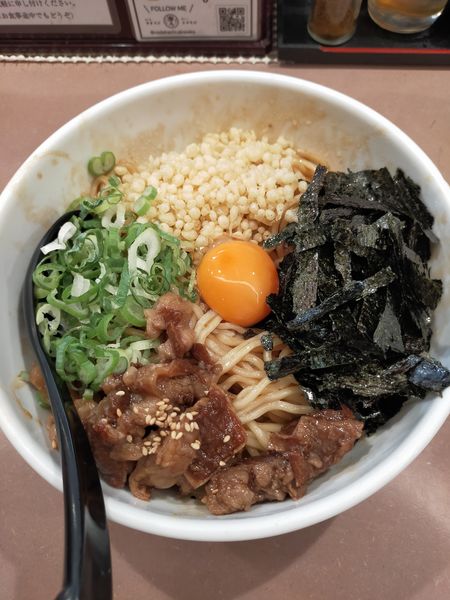 「温牛すじまぜそば」@神戸灘八 赤坂店の写真