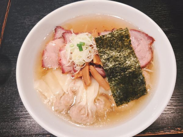 「塩チャーシュー雲呑麺」@支那ソバ 小むろの写真