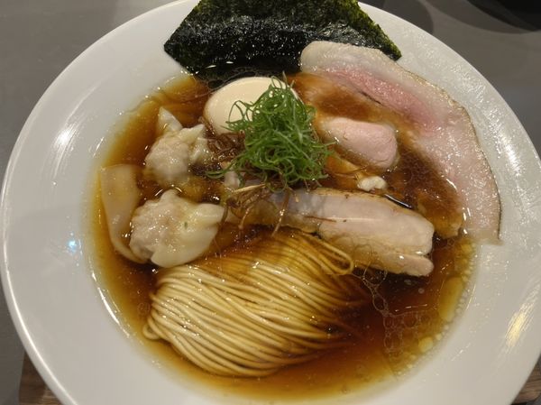 「特上醤油らぁ麺」@Ramen Break Beatsの写真