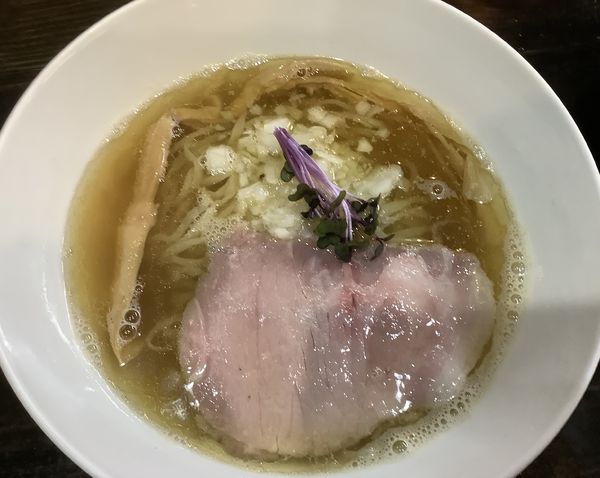 「伊吹いりこの塩煮干そば」@町田汁場 しおらーめん進化 中山店の写真