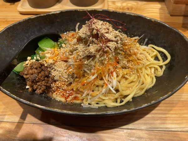 「汁無し担々麺　950円」@四川担々麺 どういうわけで、の写真