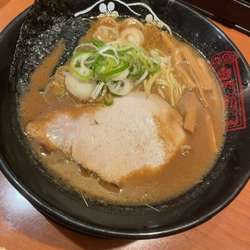 濃厚中華そば　950円