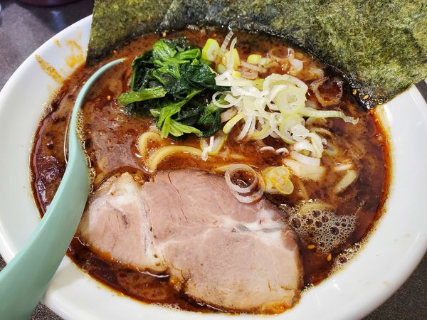 「赤ラーメン並盛」@横浜らーめん 大山家の写真