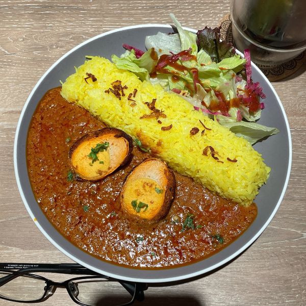 「インド風スコッチエッグカレープレート」@バンゲラズスパイスビストロ＆カフェ 東京駅の写真