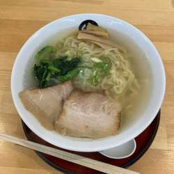 金の中華そば　700円