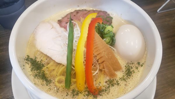 「味玉白湯 醤油」@麺や 志道の写真