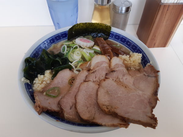 「チャーシュー麺　1100円」@自家製麺 二丁目ラーメンの写真