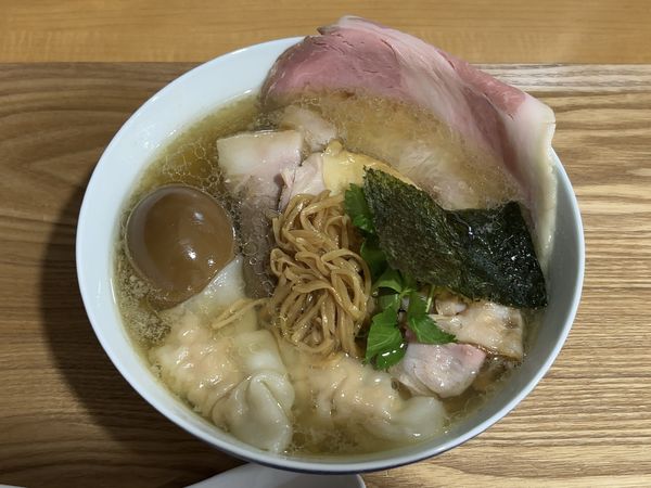 「特製塩らーめん」@らーめん亭 ひなり竜王の写真