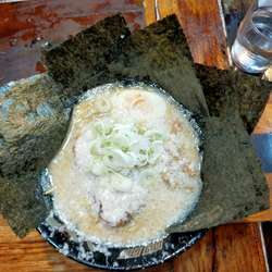 らーめん のりトッピング 脂多め