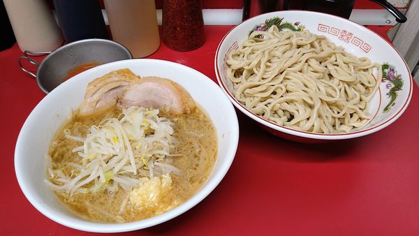 「つけ麺(ニンニク)+トマトダレ」@ラーメン二郎 湘南藤沢店の写真